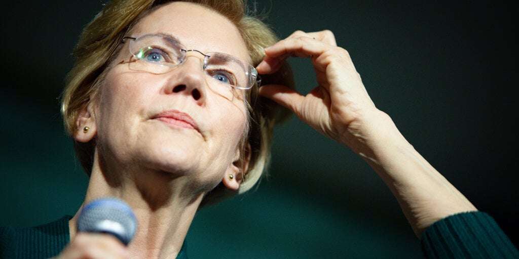 Elizabeth Warren: Update Bank Secrecy Act to Address Crypto 'Threat'