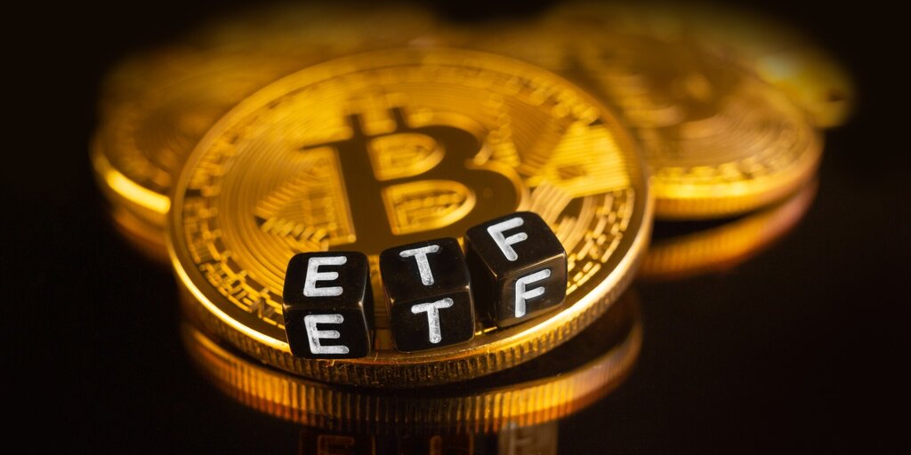 BlackRock, VanEck, WisdomTree Reveal Bitcoin ETF Fees in Amended S-1 Filings